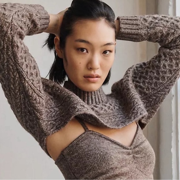 ASTR Cable-Knit Crop Sweater Shrug size Medium - Picture 1 of 8